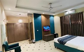 Shelton Rezidor House F-8 Islamabad